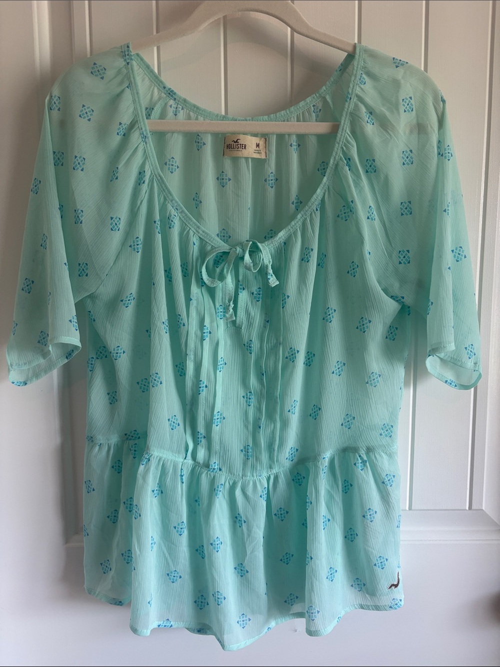 Hollister Aqua Tie-Front Peplum Top with Geometric Print